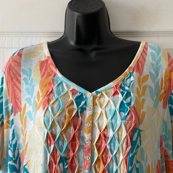 🎉 FUN & COLORFUL 🎉 - Picture 2 of 6